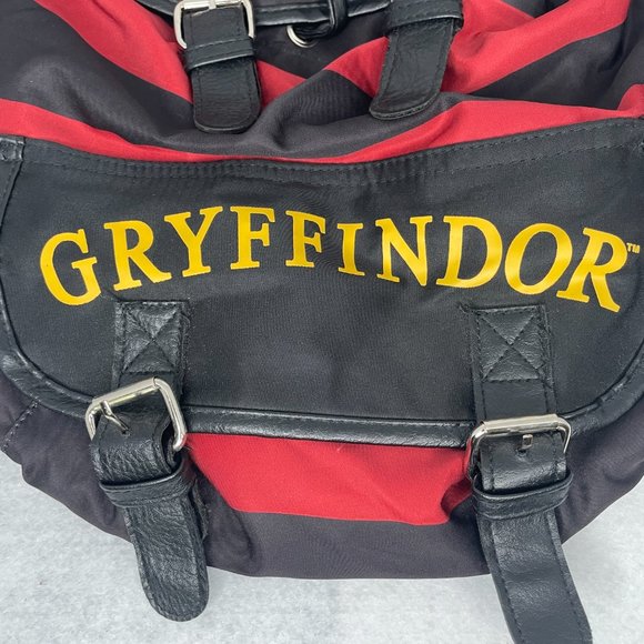 HARRY POTTER STRIPED GRYFFINDOR SLOUCHY BACKPACK